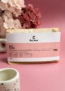 Кава мелена Brazil Santos (Pink Edition) 250 г: пачка з рожевою етикеткою the box на рожевому тлі з гортензією