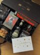 Бокс PLAY TIME: гра «Мафія», кола Fentimans, горіхи та Jack Daniel's у коробці зверху