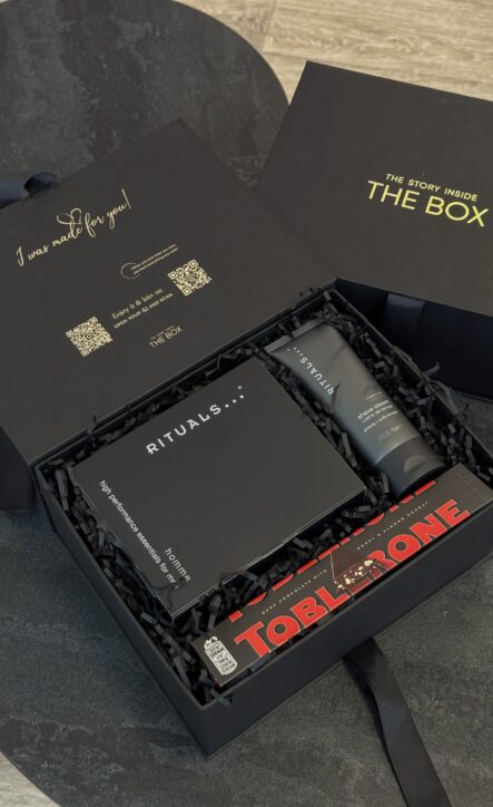 Бокс MALE CARE: чорна коробка з чоловічим набором Rituals і шоколадом Toblerone