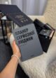 Бокс WORK-LIFE: рука тримає сірий «Планер серйозної людини» над відкритою чорною коробкою