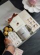 Бокс ME TIME: світла коробка з чашкою me time, свічками White Chocolate, цукерками та будиночком