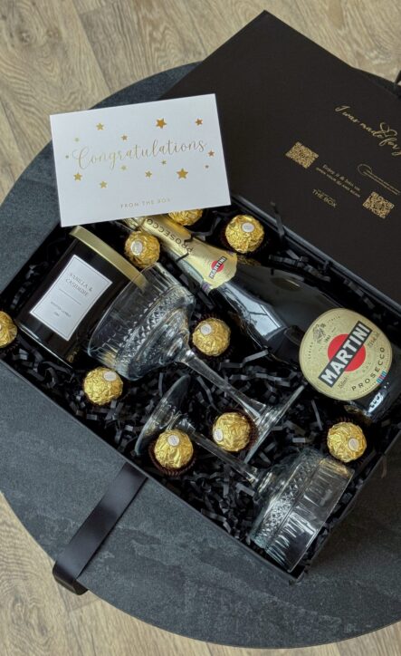 Бокс LIGHT UP: чорна коробка з Martini Asti, двома кришталевими келихами, свічкою та цукерками Ferrero Rocher