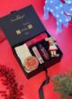Бокс MOUSE GIFTS: відкрита коробка біля світлового оленя та гілок ягід