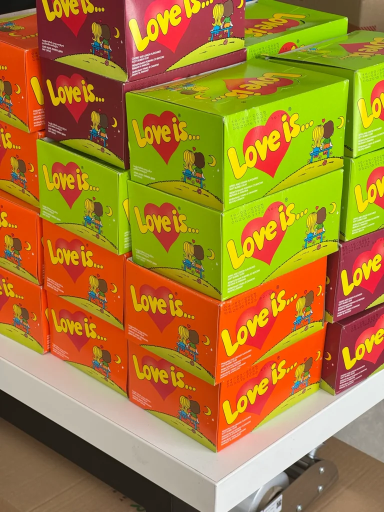 Жуйки Love is для боксів FFA